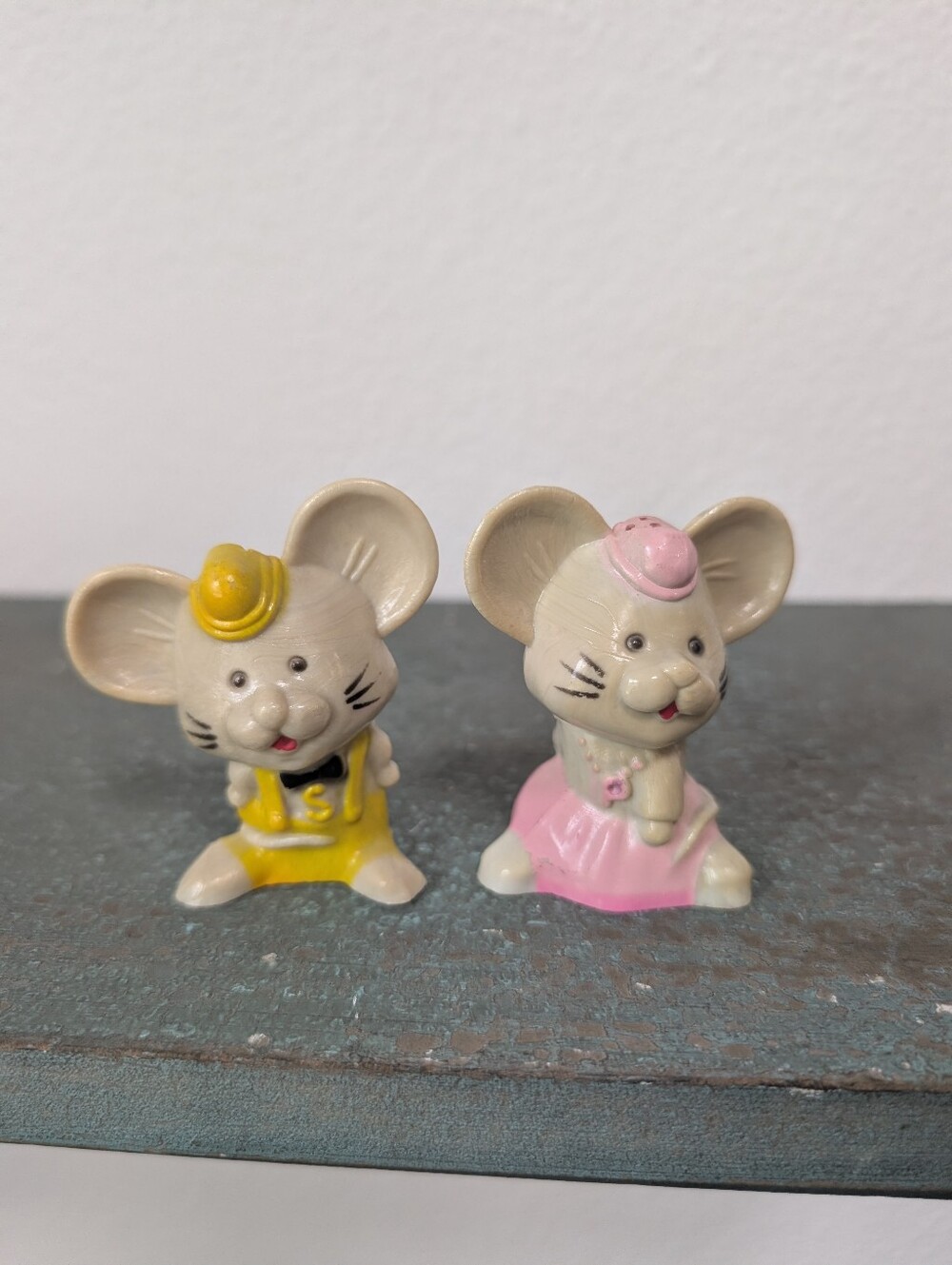 Vintage JSNY Anthropomorphic Hard Plastic Mouse Mice Salt and Pepper Shakers